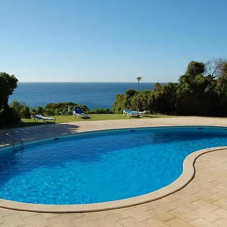 Villa Ocean Facing At Senhora Da Rocha Porches (Algarve)
