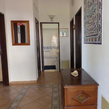 Villa Ocean Facing At Senhora Da Rocha Porches (Algarve)