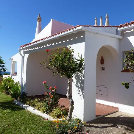 Villa Ocean Facing At Senhora Da Rocha